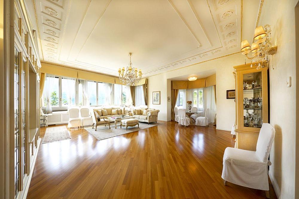 Villa Castiglioni Luxury Apartment Laglio Exterior foto